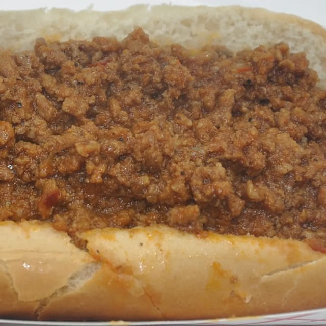 CHILI DOG.