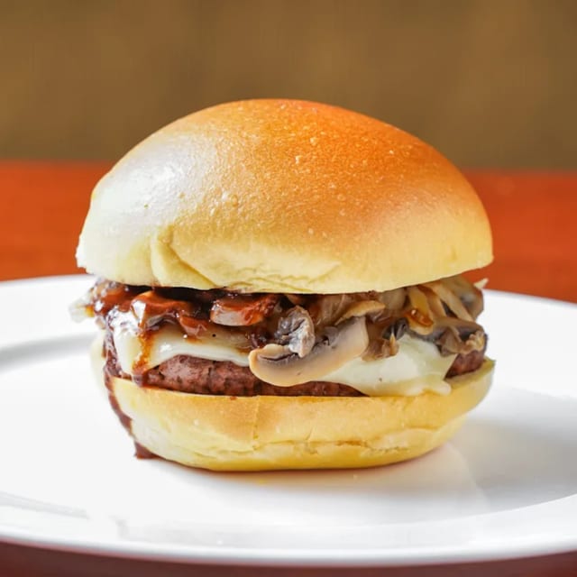 STEAK BURGER.