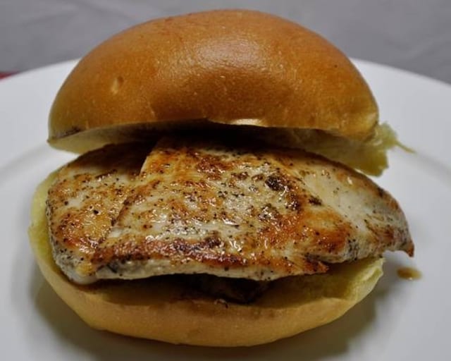 CHICKEN SPECIAL SANDWICH.